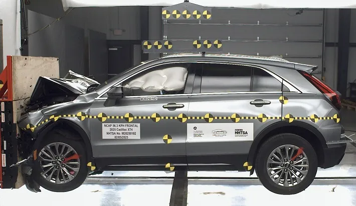 2025 Cadillac XT4