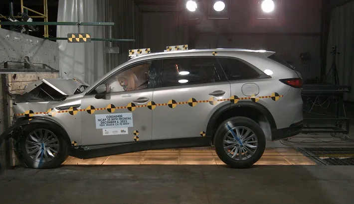 2025 Mazda CX-70